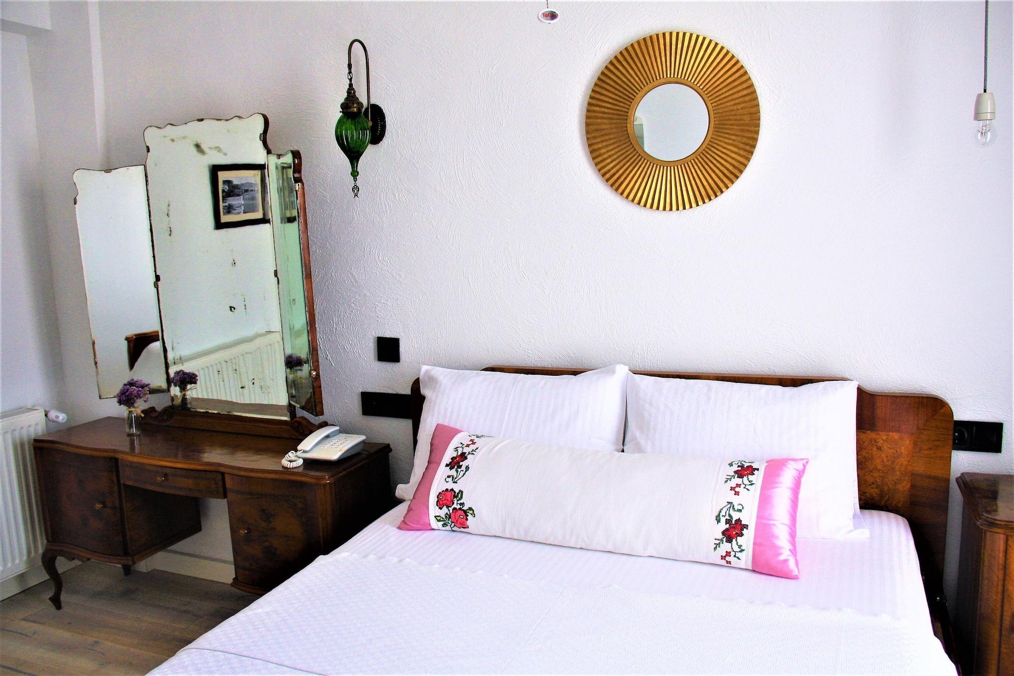 Amphora Hotel โฟชา ภายนอก รูปภาพ