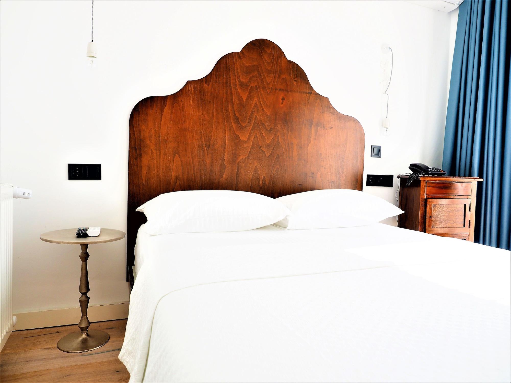 Amphora Hotel โฟชา ภายนอก รูปภาพ